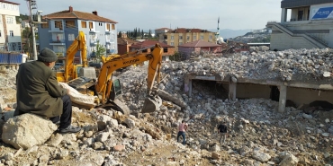 Kazim-Richards-Teknik-Direktorluge-Geri-Donusle-Basladi-featured